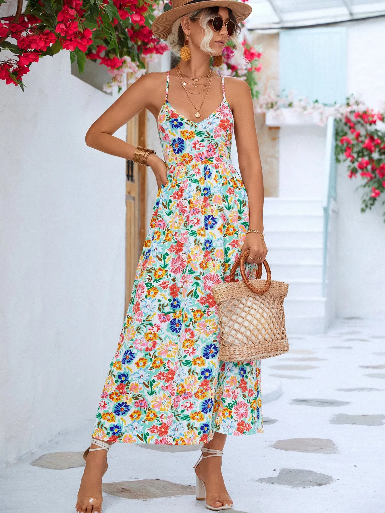 *App Exclusive* Floral Crisscross Backless Split Dress