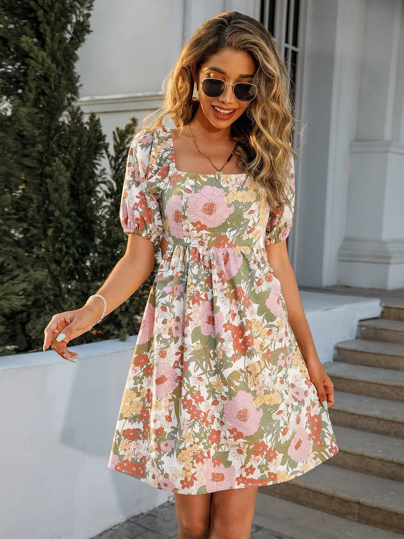 *APP EXCLUSIVE* Floral Square Neck Cutout Dress